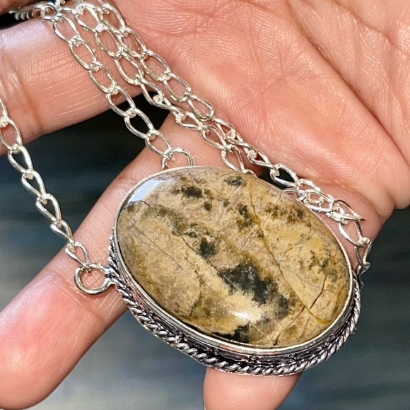 Brown Dendritic Jasper Pendant Necklace - Picture 5 of 12